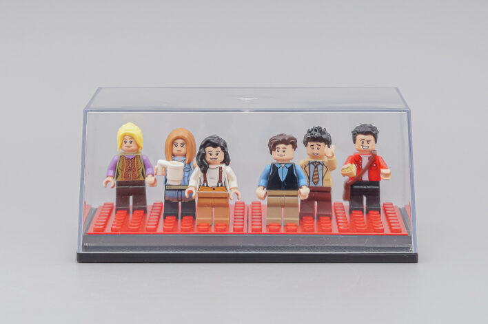 Черный подиум с покрытием LEGO разных цветов — изображение 5